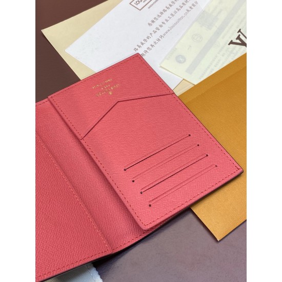 Louis Vuitton Passport Cover M82625 Card Holder