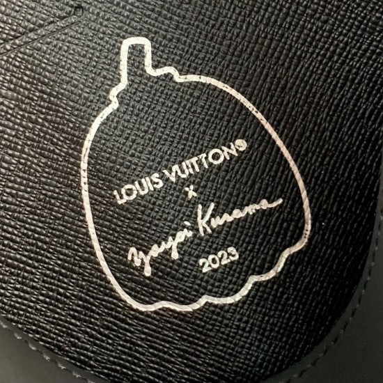 Louis Vuitton LV x YK Pochette Voyage M81934 Clutch