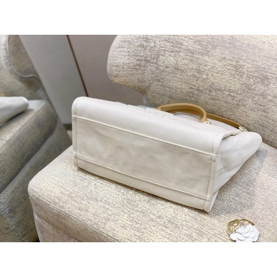 CHANEL LARGE TOTE A66941 White 