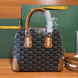 Goyard Vendôme Mini Bag Shoulder Bags VENDO2 Black & Tan