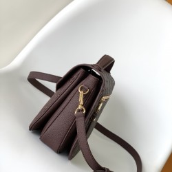 Louis Vuitton Pochette Metis M46613 Wine Shoulder Bags for Women