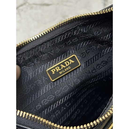 Prada Re-Edition 2005 Saffiano leather bag 1BH204 Black