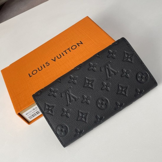 Louis Vuitton Sarah Wallet M82257